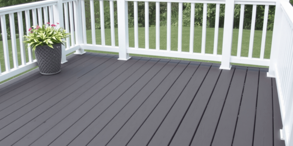 Choosing the Right Non-Slip Coating for Your Composite Decking