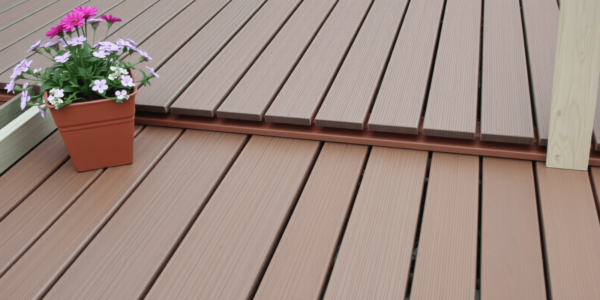 Choosing the Right Tongue and Groove Composite Decking UK Brands