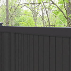 Comparing Composite Fencing Cost vs Traditional Options