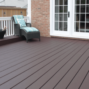 How No Maintenance Composite Decking Can Transform Your Backyard