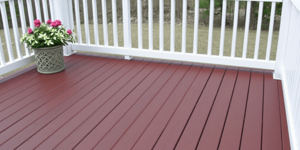 The Benefits of Solid Color Oil Decking Stain on Composite Materials